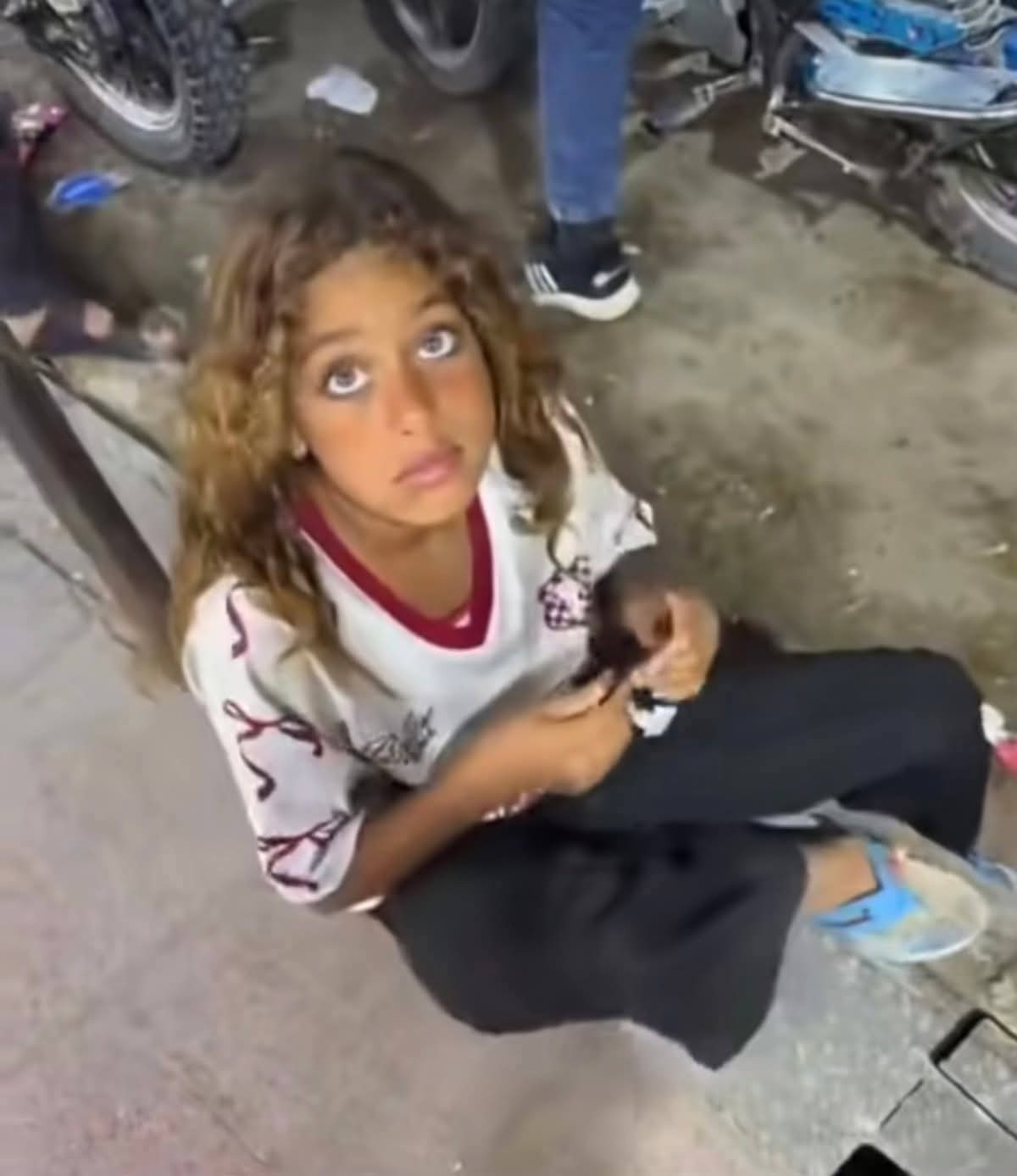 الصغيره التى ابهرت السائح