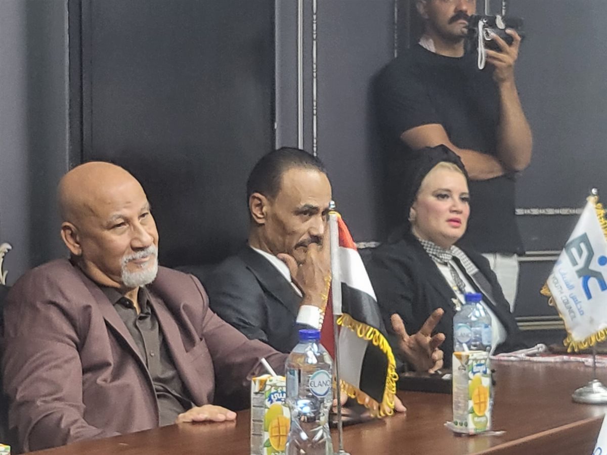 اللجنه