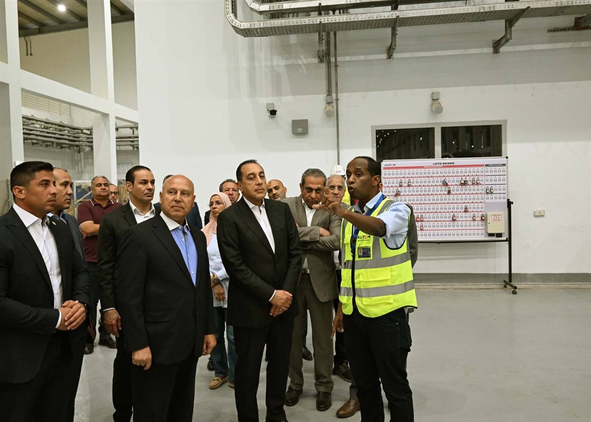 جانب من استقلال رئيس الوزراء للمونوريل