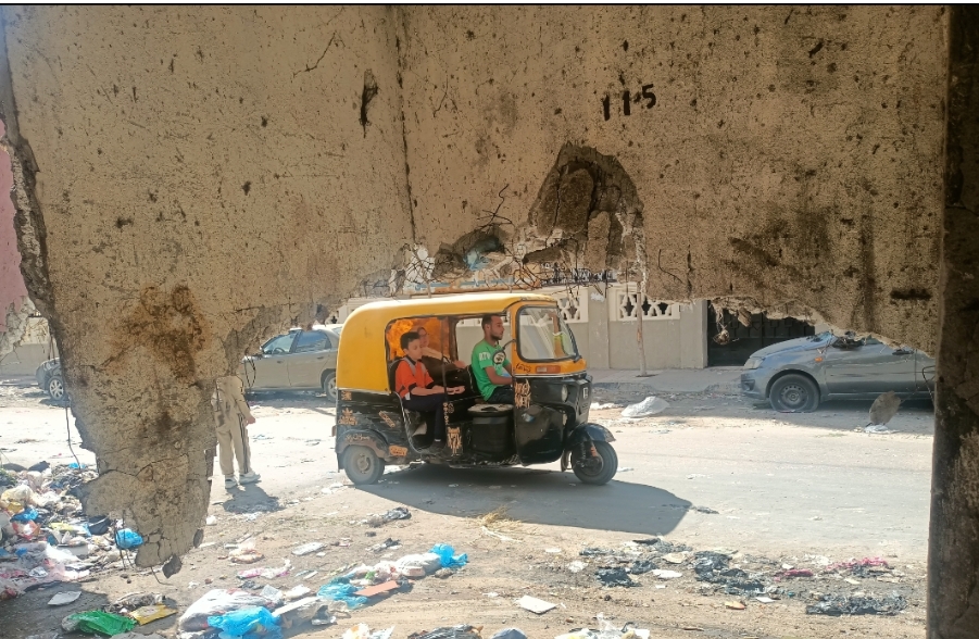 جانب من عشوائية سوق المعهد الديني