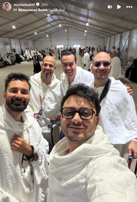 أحمد حاتم يؤدي فريضة الحج&nbsp;