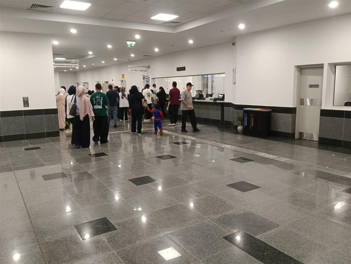 جانب من إقبال المواطنين على المونوريل&nbsp;