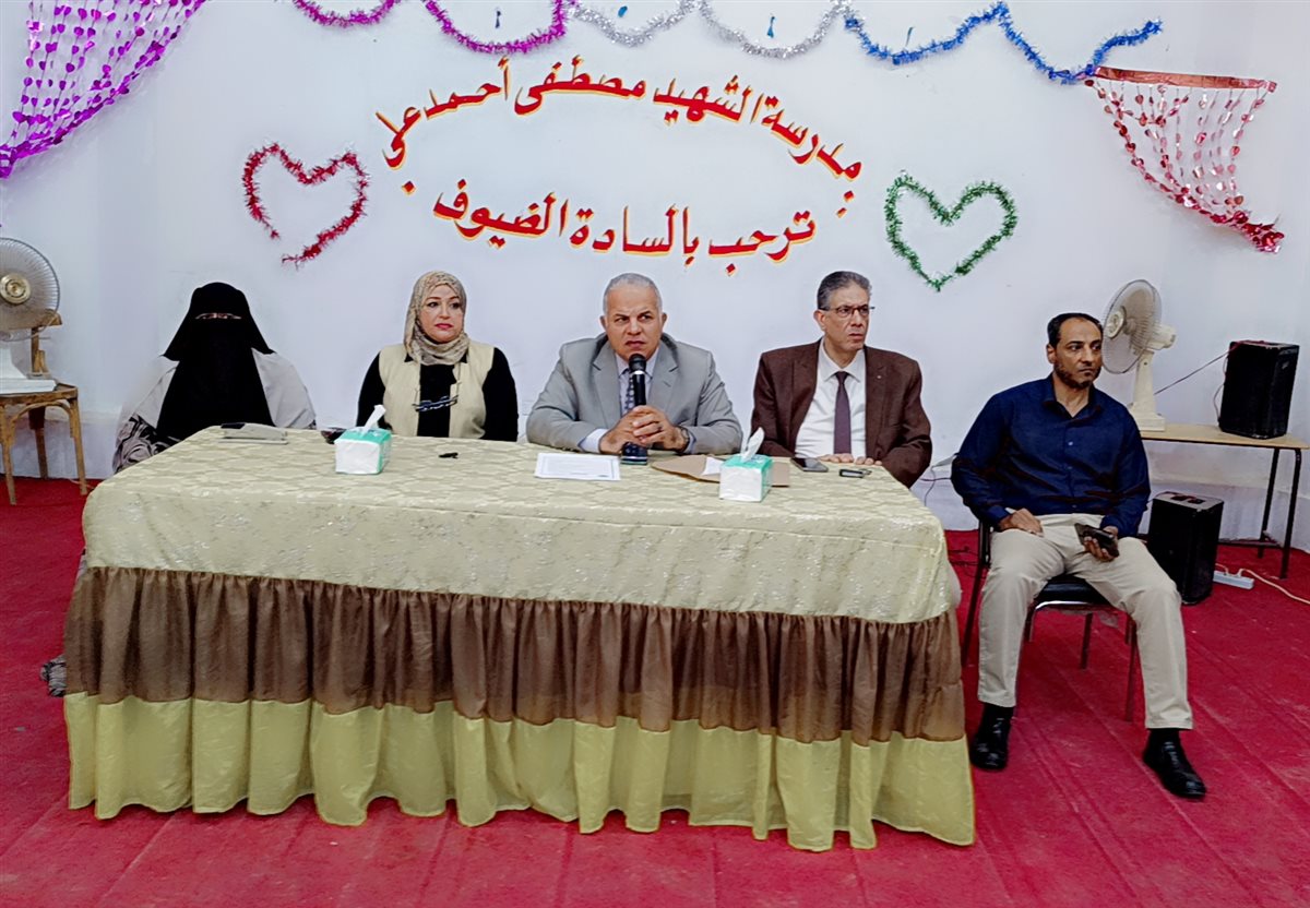 فريق لمتابعة أمتحانات الشهادة الأعدادية بالفيوم.. ولا تهاون مع حالات الغش