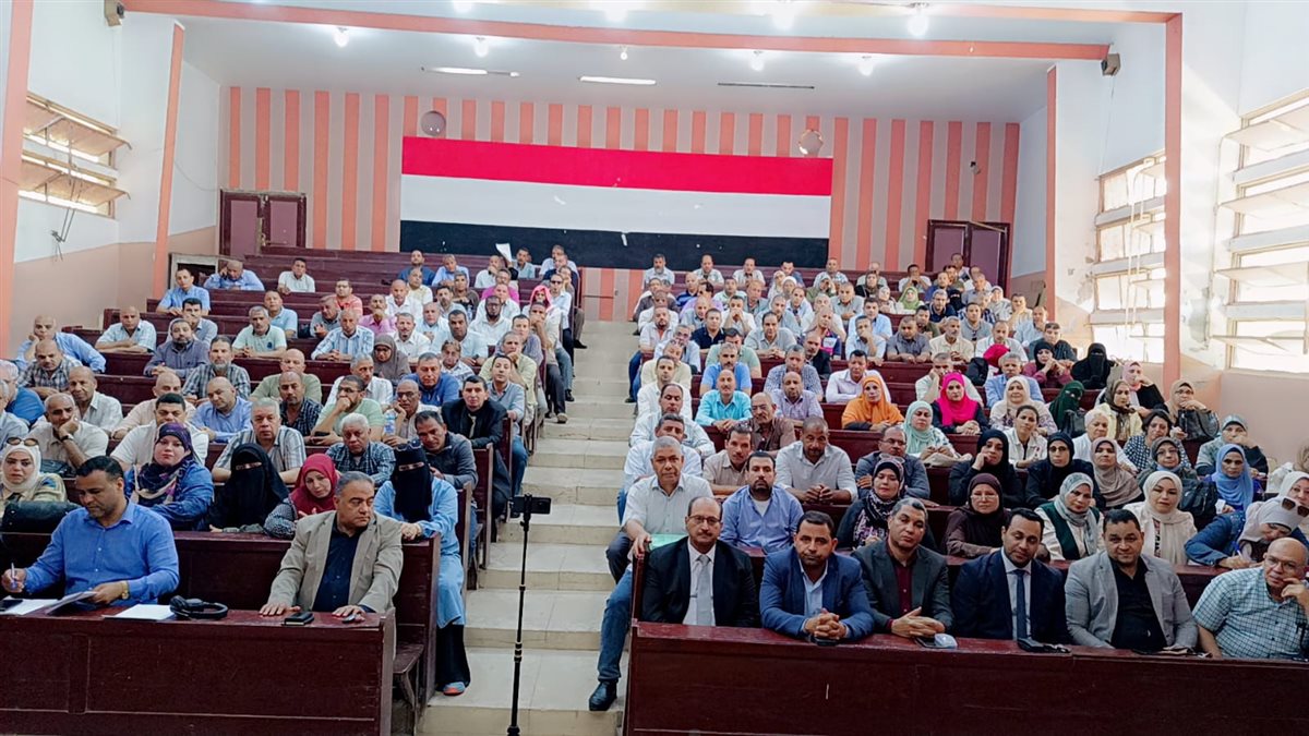 فريق لمتابعة أمتحانات الشهادة الأعدادية بالفيوم.. ولا تهاون مع حالات الغش