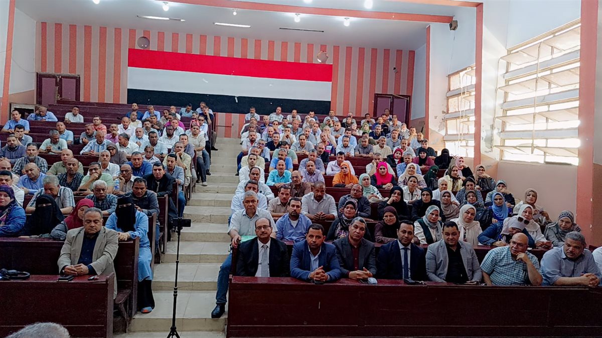 فريق لمتابعة أمتحانات الشهادة الأعدادية بالفيوم.. ولا تهاون مع حالات الغش