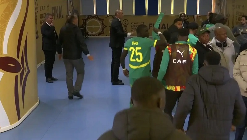 جانب من أحداث مباراة المغرب والسنغال