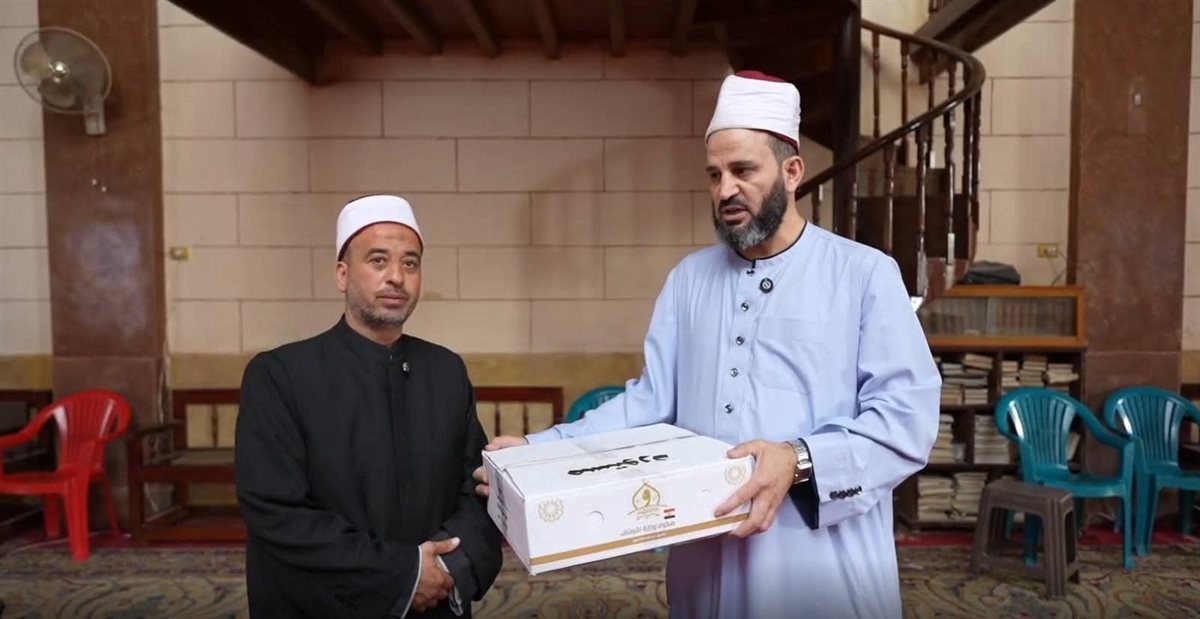 وزارة الأوقاف تسلم الدفعة الثانية من لحوم الأضاحي في 21 محافظة