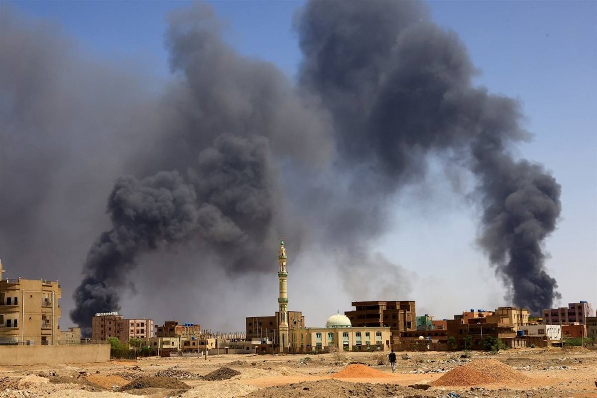 <strong>السودان.. ارتفاع حصيلة القصف في حمرة الشيخ إلى 16 قتيلاً</strong>