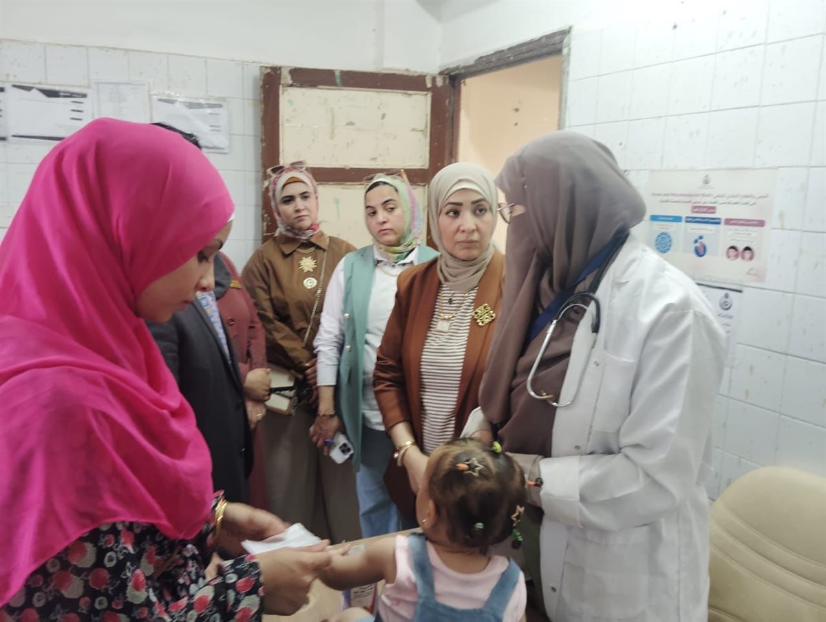 وكيل وزارة الصحة بالفيوم تتفقد مستشفى فيديمين وطامية المركزى .. وتستمع لشكاوى المرضى&nbsp;