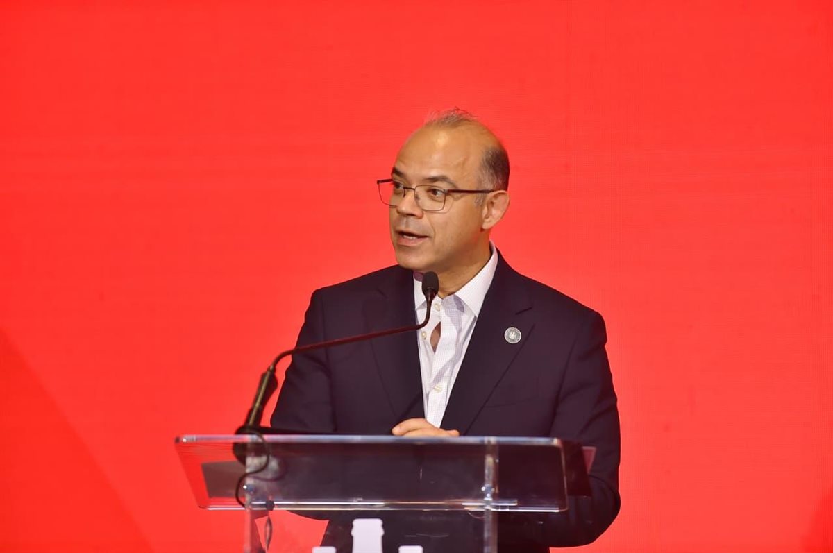 وزير الاستثمار