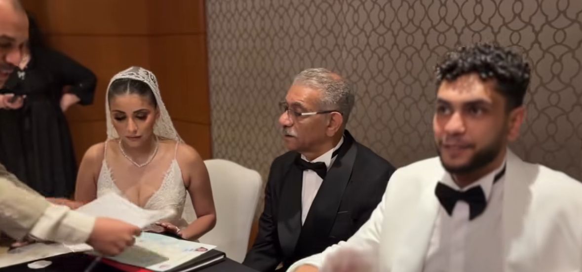 لحظة عقد قرآن زياد نجل الفنان سيد رجب