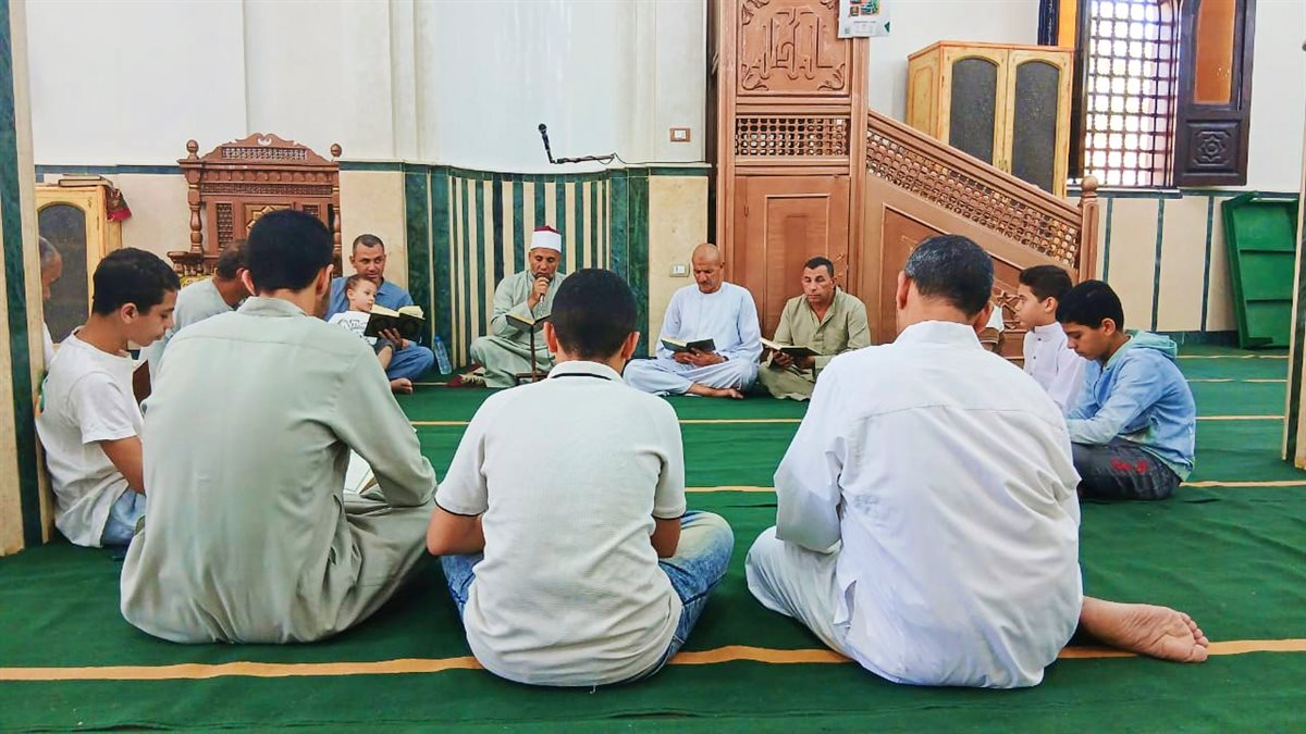 أوقاف الفيوم تواصل فعاليات مقارئ الجمهور لتعليم كتاب الله وفهم معانيه