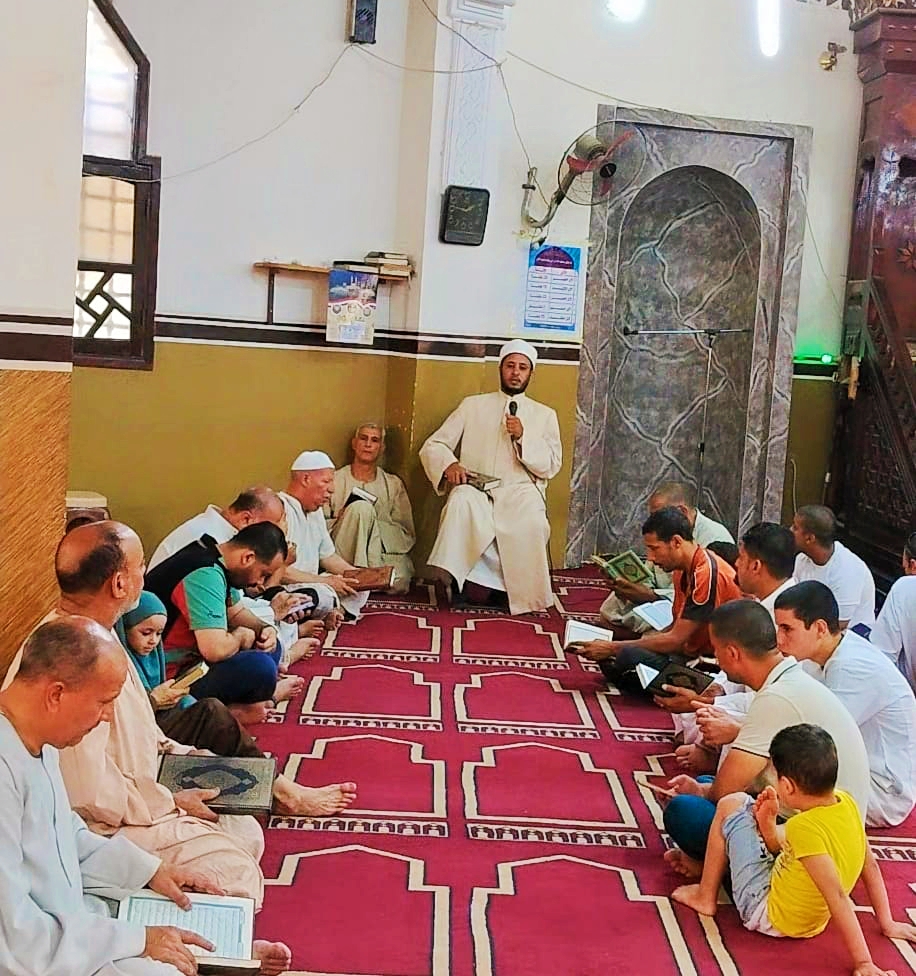أوقاف الفيوم تواصل فعاليات مقارئ الجمهور لتعليم كتاب الله وفهم معانيه