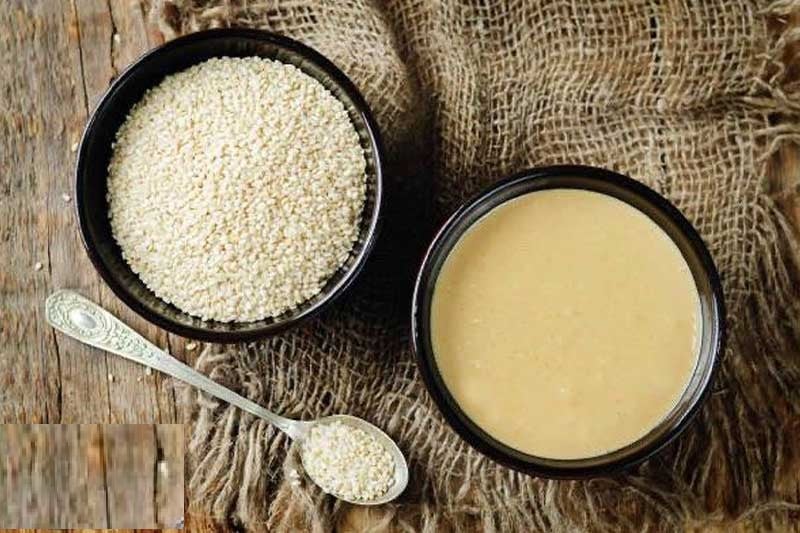 طريقة عمل الطحينة بالسمسم والدقيق