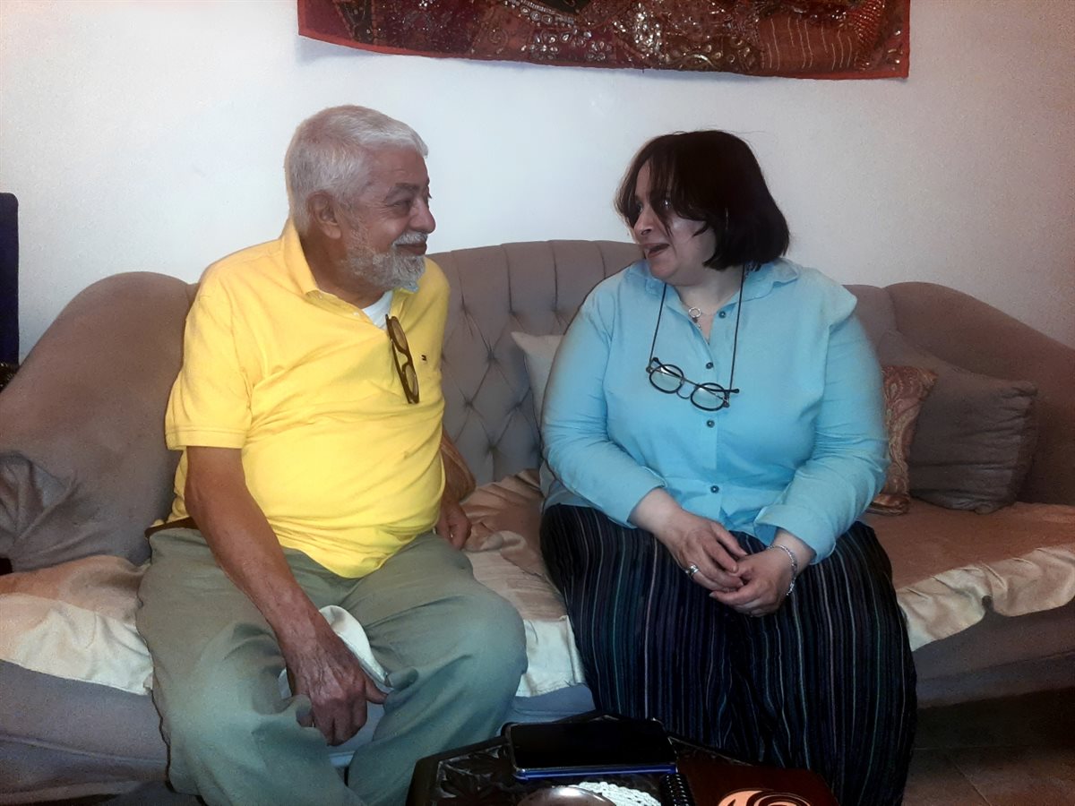 الكاتبة عبير عواد والكاتب الصحفي عمرو عز الدين