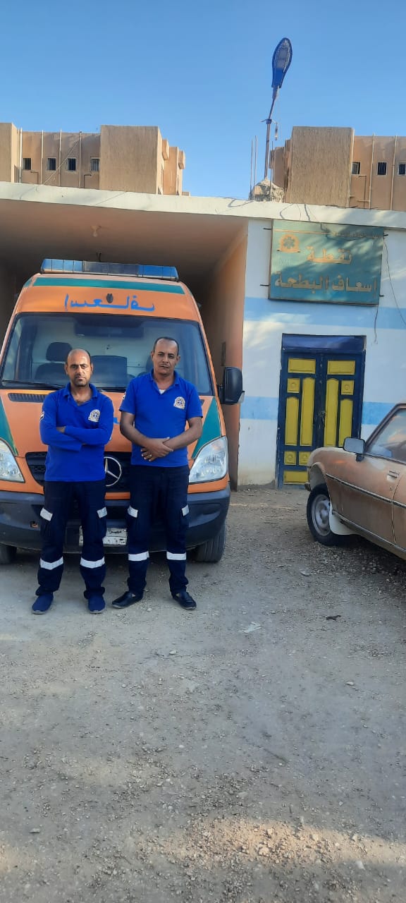 طاقم الإسعاف&nbsp;