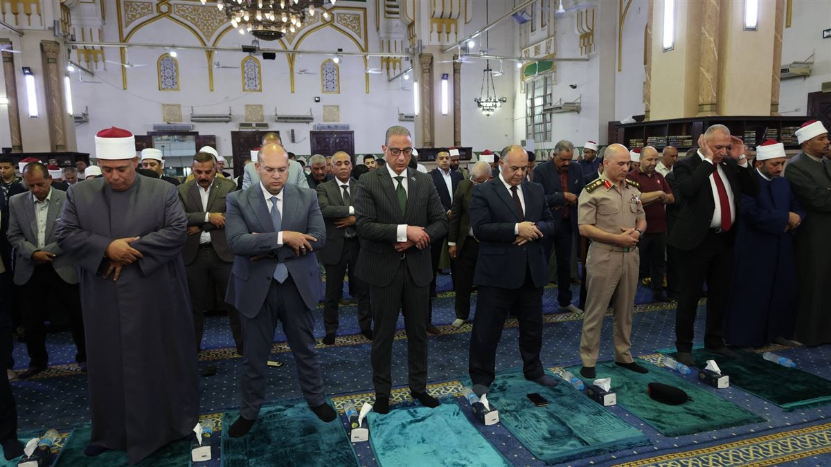 جانب من مشاركة المحافظ في الاحتفالية