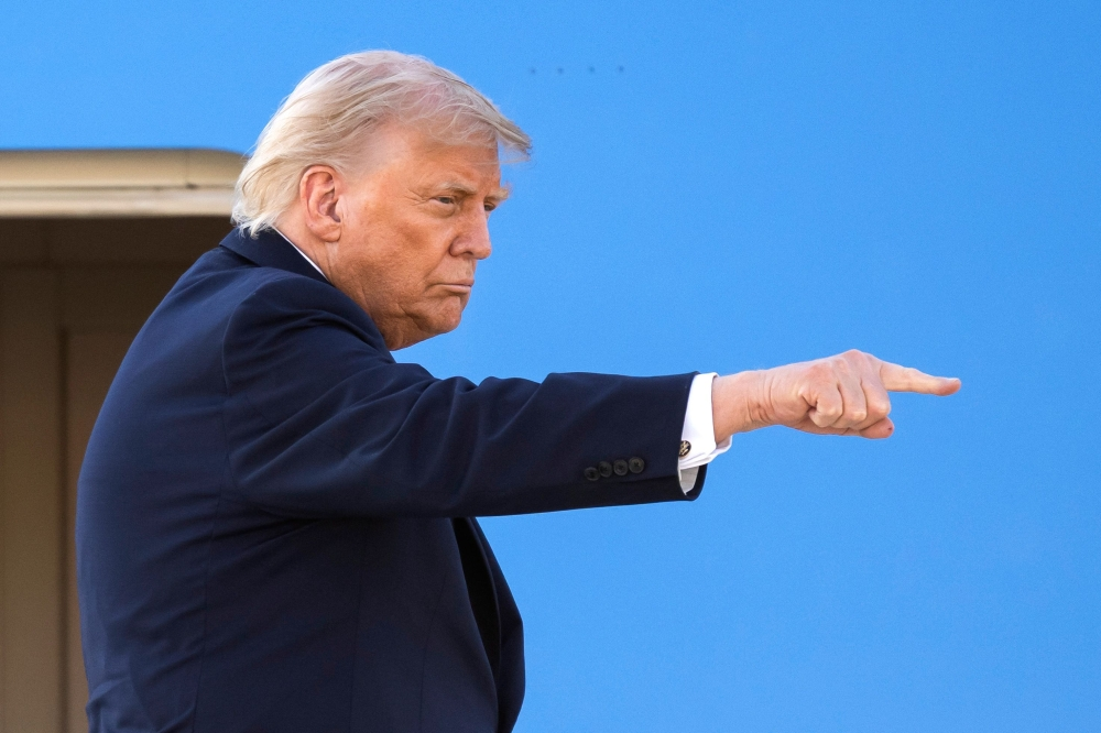 <strong>تهديدات ترامب بفرض رسوم بمضيق هرمز</strong>