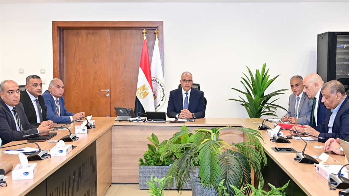 وزير الري