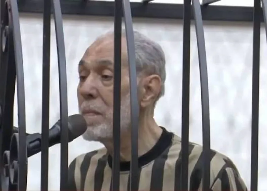 <strong>أحمد بدر الدين حسون</strong>