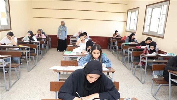مواصفات امتحان الأحياء