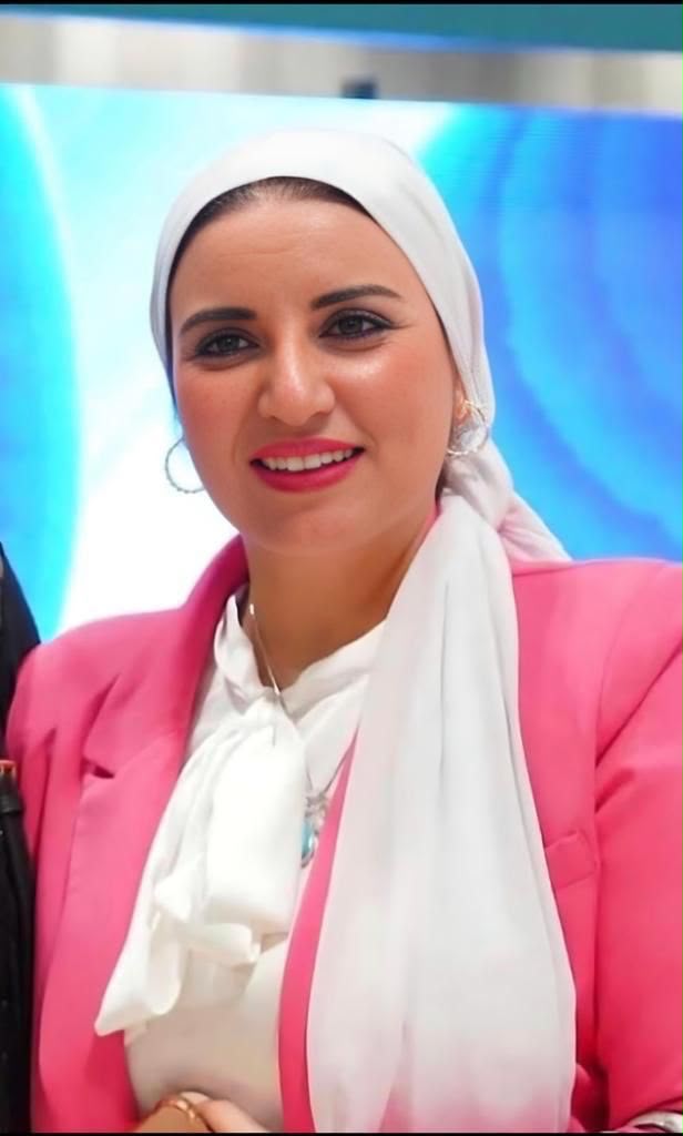 الدكتورة أمل طلعت
