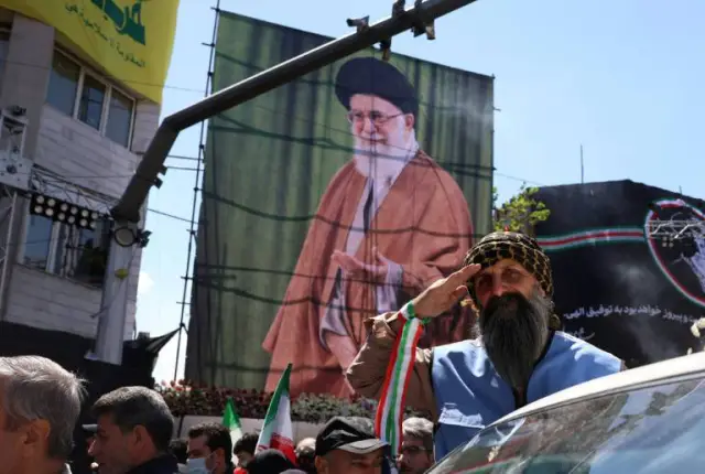 <strong>خامنئي</strong>