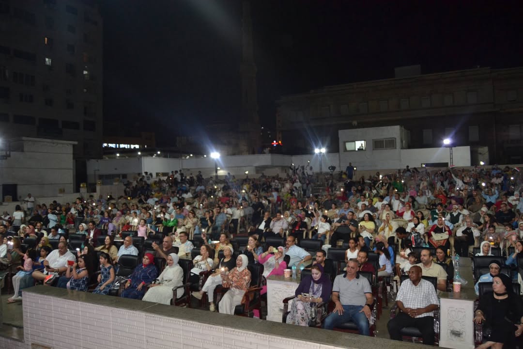 عودة عروض مسرحية نوستالجيا