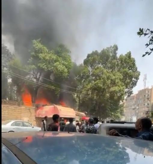 <strong>نشوب حريق بمحيط كلية التربية</strong>