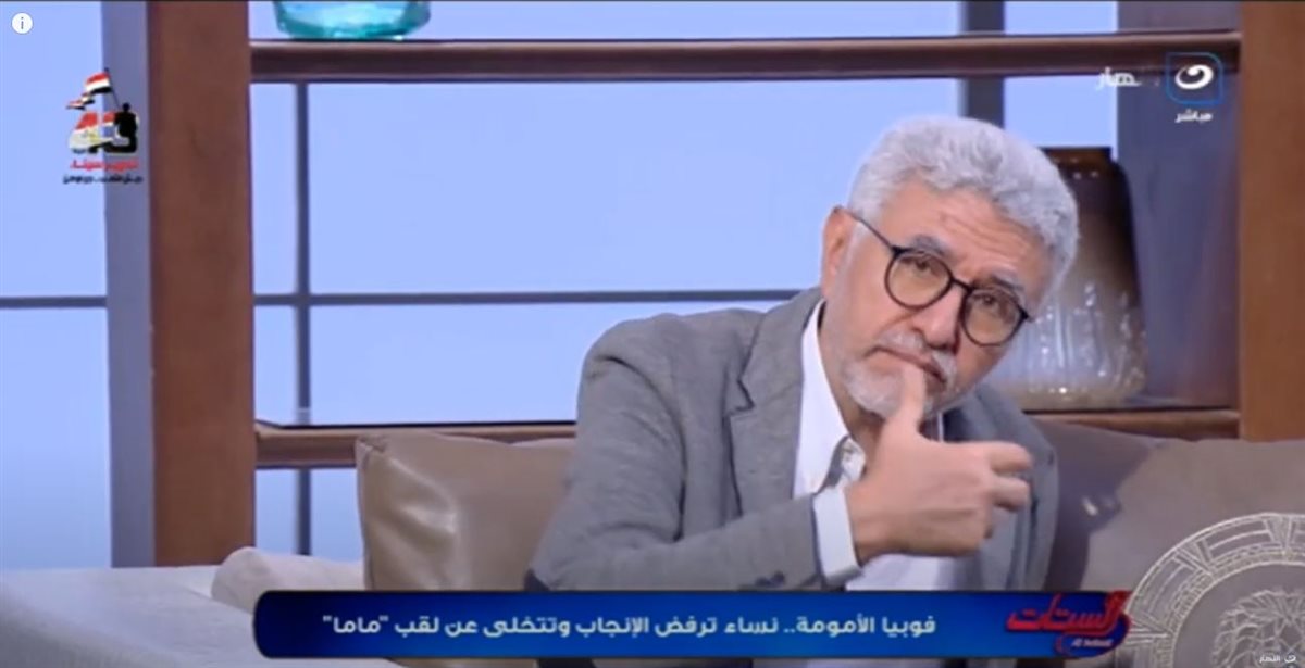 <strong>الدكتور نبيل القط</strong>