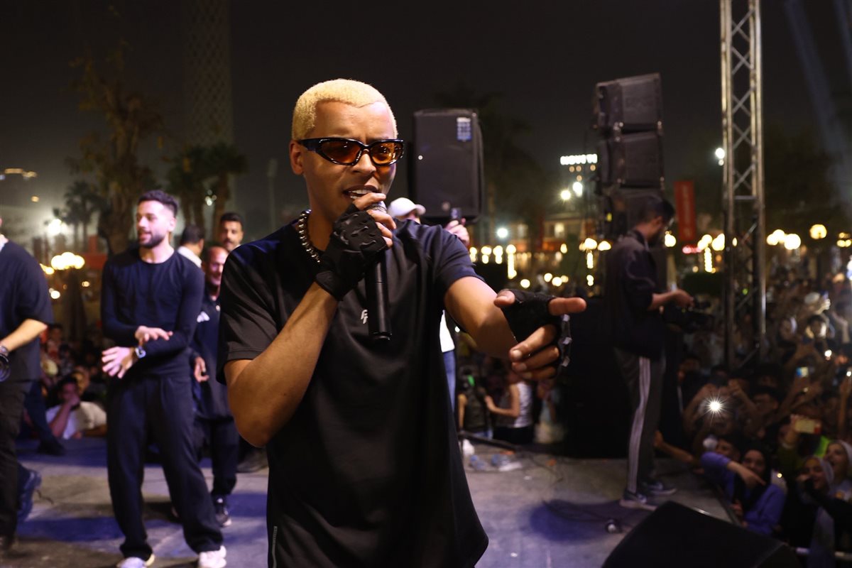 أوكا يحيي حفلا بمقر نادي الأهلي بالجزيرة ضمن حفلات شم النسيم