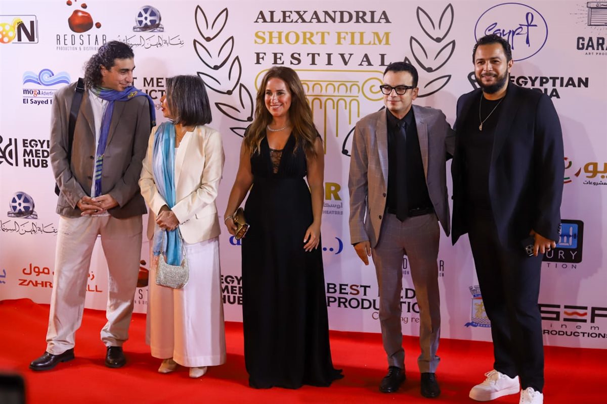 النجوم على ريد كاربت مهرجان الإسكندرية للفيلم القصير