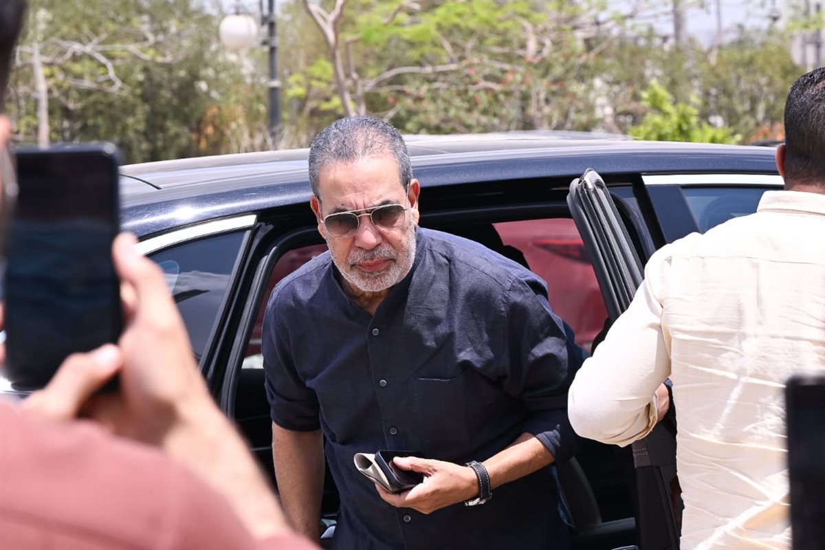نجوم الفن والإعلام يودعون وليد مصطفي&nbsp;