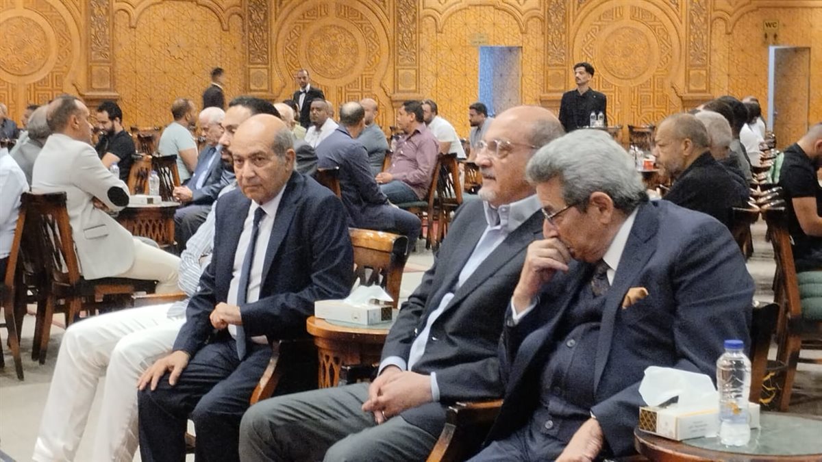 عزاء شقيق طارق الشناوي&nbsp;