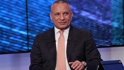 نصيب الأسد لمصر... أحمد موسى يعلن عدد اللاجئين السودانيين بالدول.. فيديو