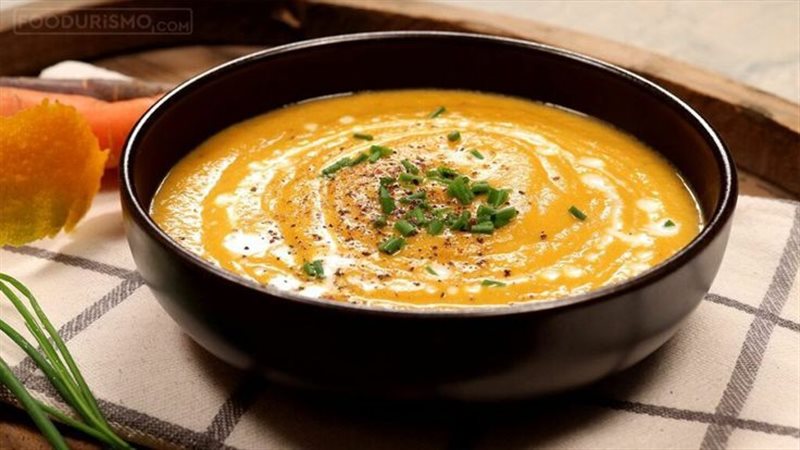 شوربة العدس الأصفر