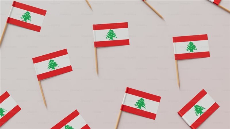 علم لبنان