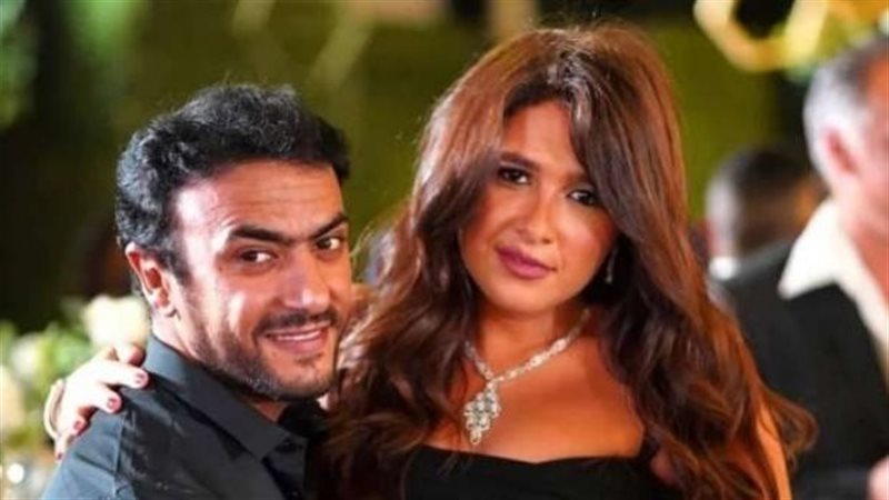 ياسمين عبد العزيز