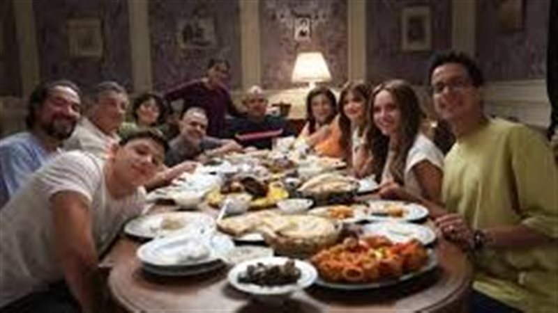 مسلسل موضوع عائلي
