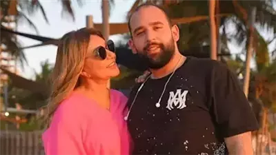 بمناسبة عيد ميلاده.. تعرف على قصة تبني ليلى علوي لنجلها خالد |صور