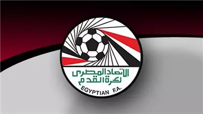 اتحاد الكرة ينعي عصام عبد الفتاح الحكم الدولي السابق في وفاة والده