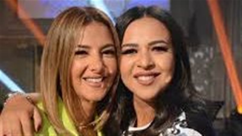 دنيا وإيمي سمير غانم