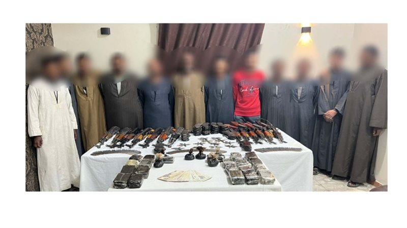 المتهمون والمضبوطات