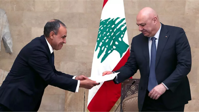 د.بدرعبد العاطي يلتقي
