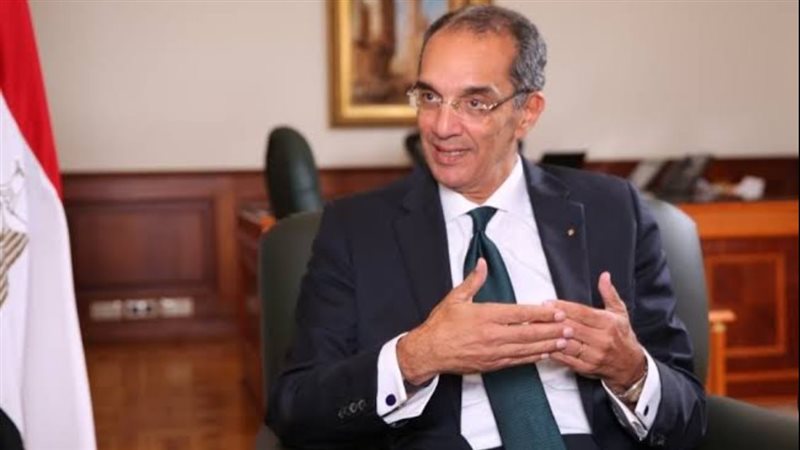 وزير الاتصالات وتكنولوجيا