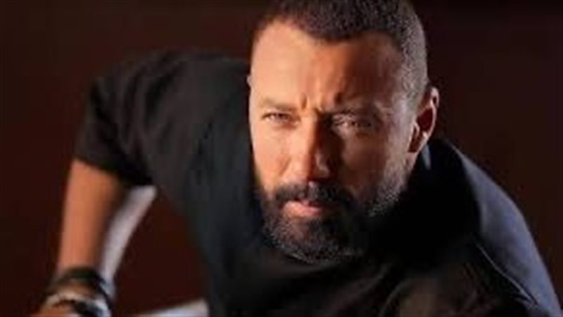 أحمد فهمي