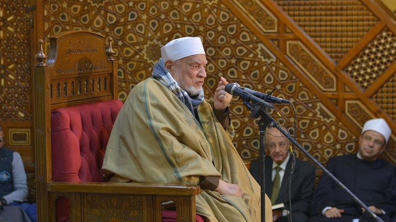 الدكتور أحمد عمر