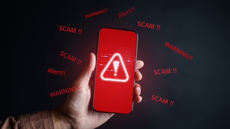 تطبيقات على آيفون