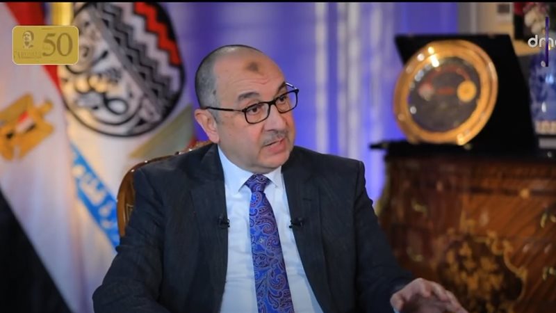 محمد شيمي وزير قطاع