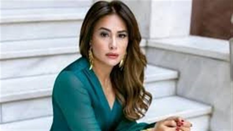 الفنانة هند صبري